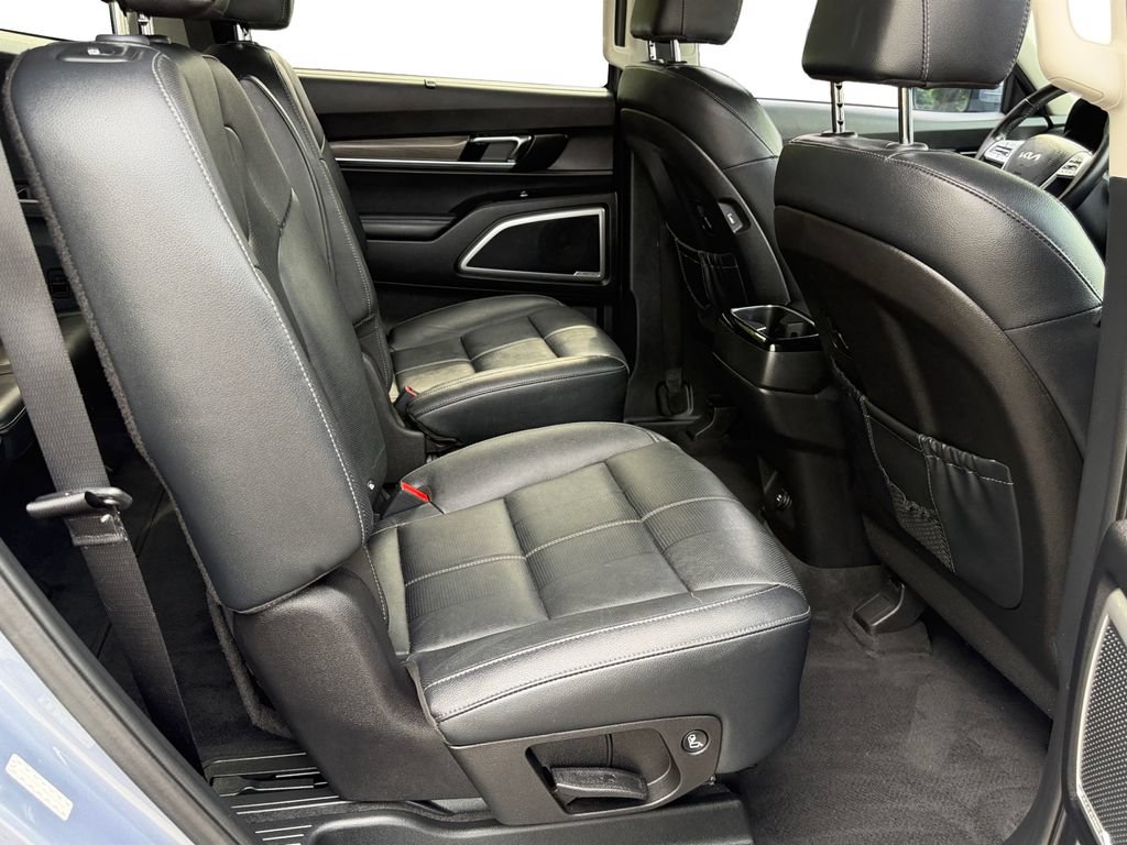 Used 2022 Kia Telluride EX w/ EX Premium Package FWD image 9