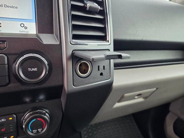 Used 2019 Ford F150 XLT w/ Equipment Group 302A Luxury AWD/4WD image 21