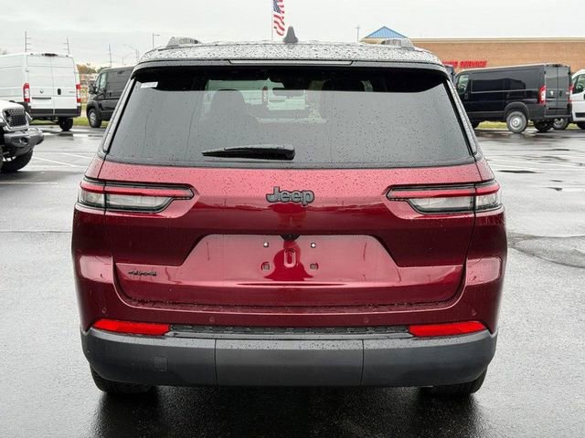 New 2025 Jeep Grand Cherokee L Limited w/ Trailer Tow Package image 4