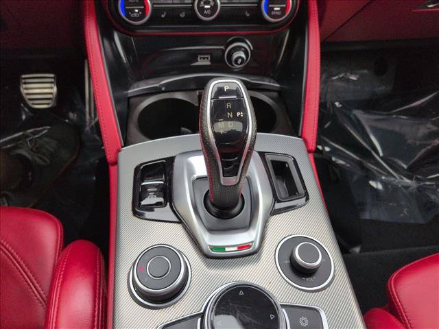 Used 2021 Alfa Romeo Stelvio Ti Sport AWD/4WD image 12