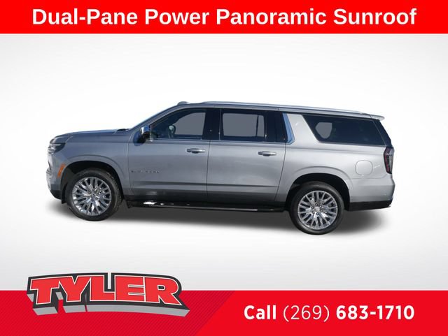 New 2026 Chevrolet Suburban Premier w/ Sun And Tow Package AWD/4WD image 4