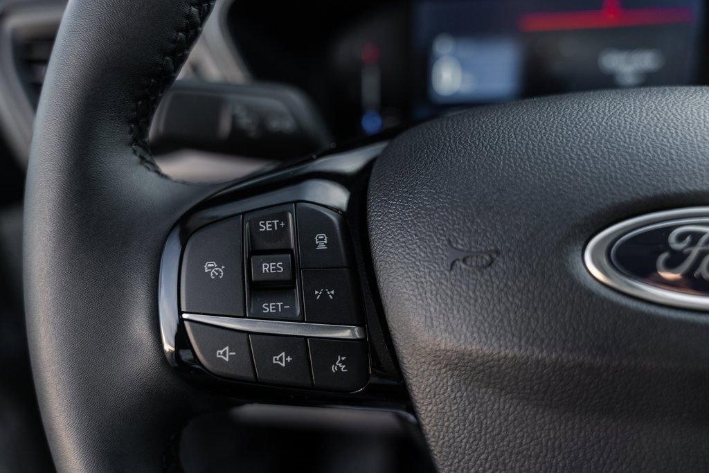 Certified 2024 Ford Escape SE image 22