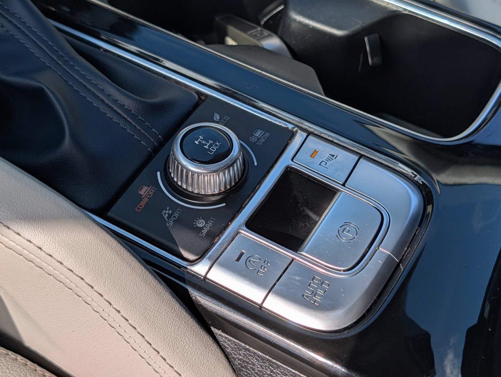 Used 2023 Kia Telluride EX AWD/4WD image 14