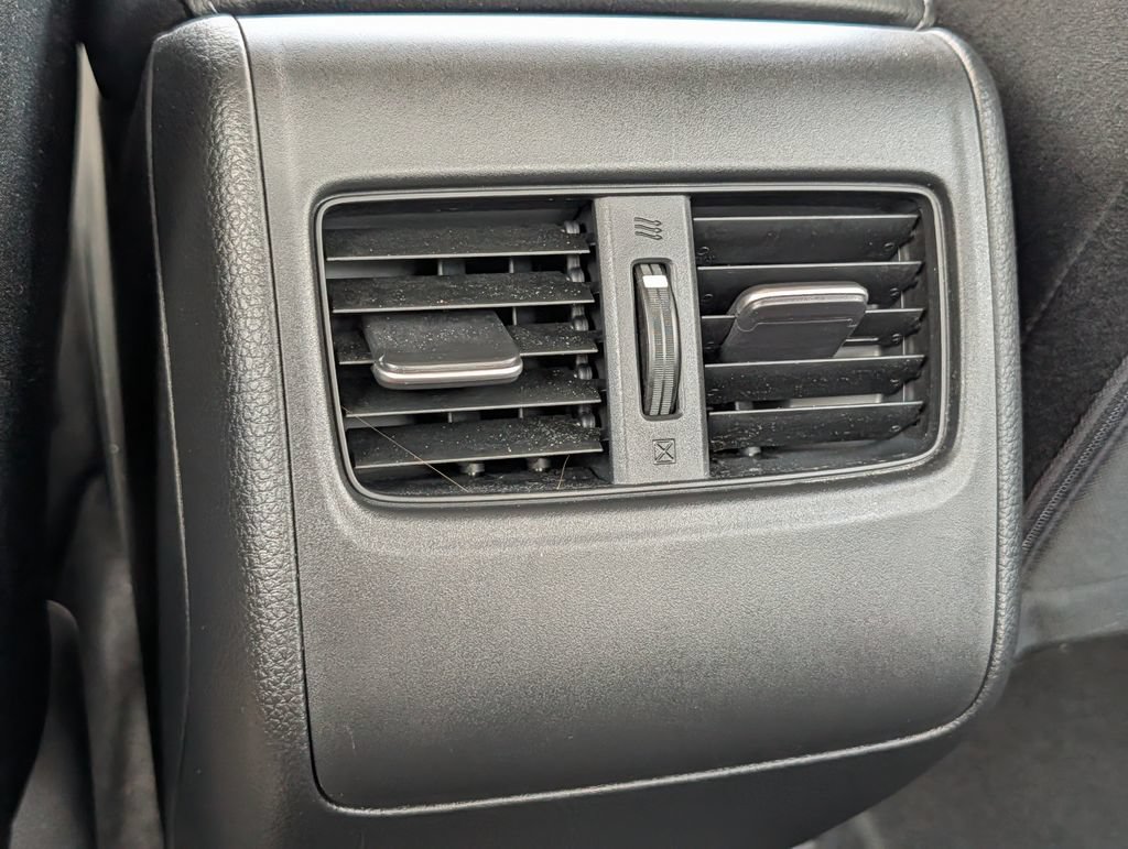 Used 2018 Honda Accord EX image 19