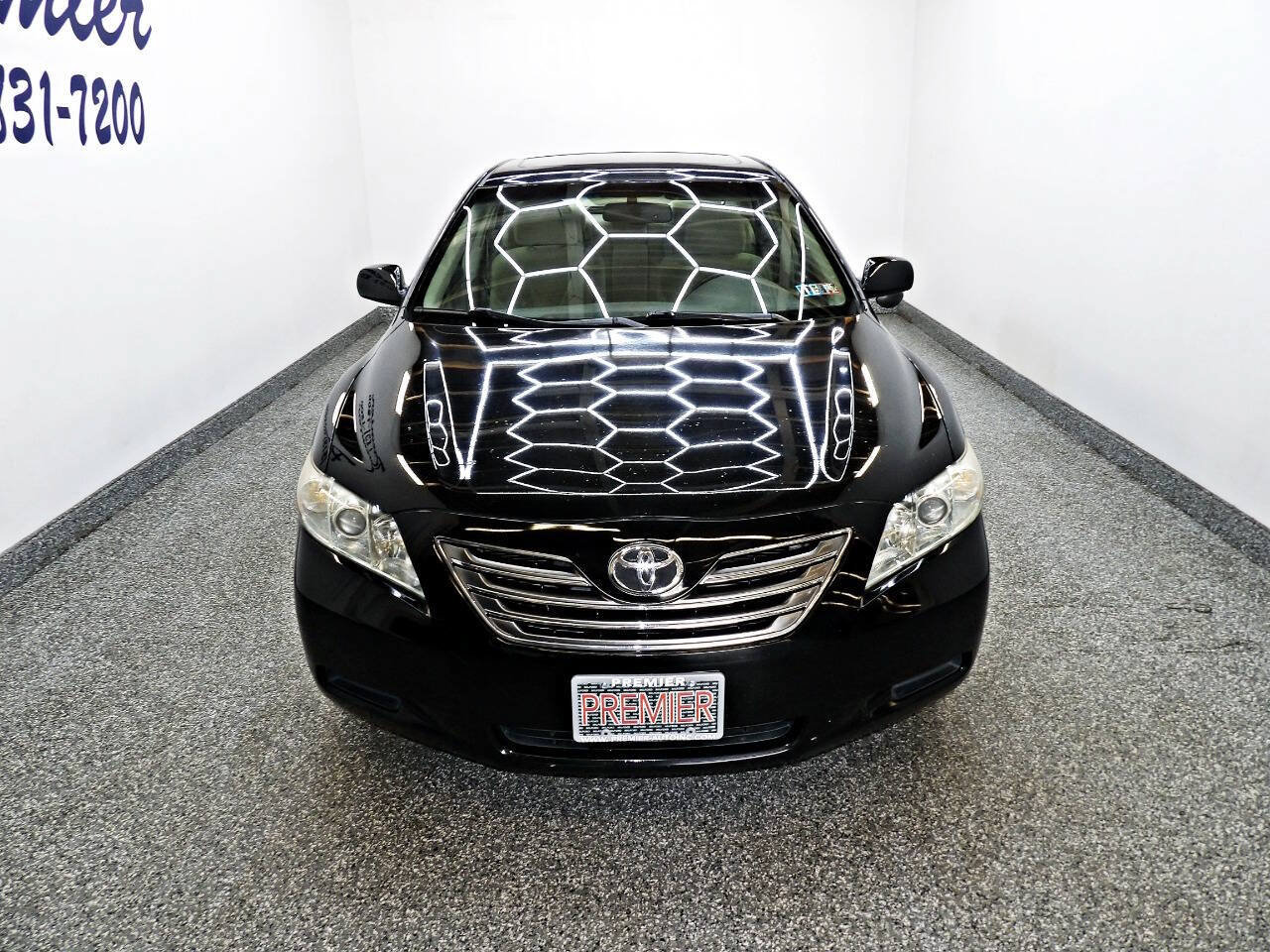 Used 2008 Toyota Camry Hybrid FWD image 2