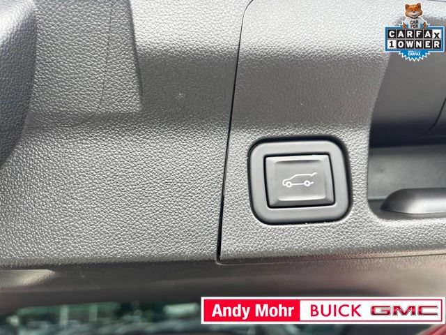 Used 2023 GMC Acadia SLT FWD image 10