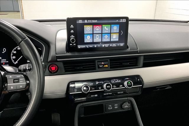 Used 2024 Honda Pilot Touring image 5