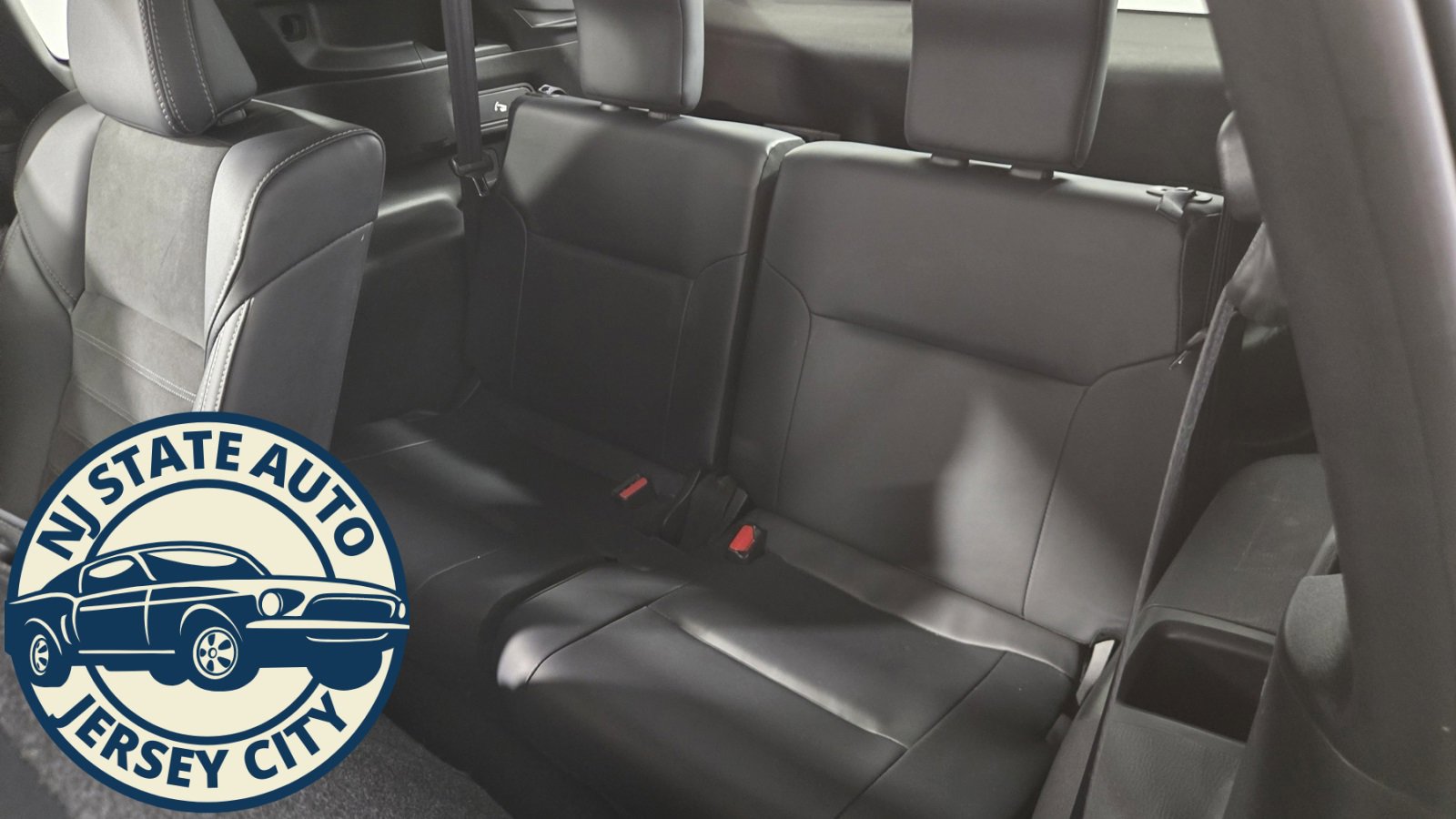 Used 2024 Mitsubishi Outlander SE image 22