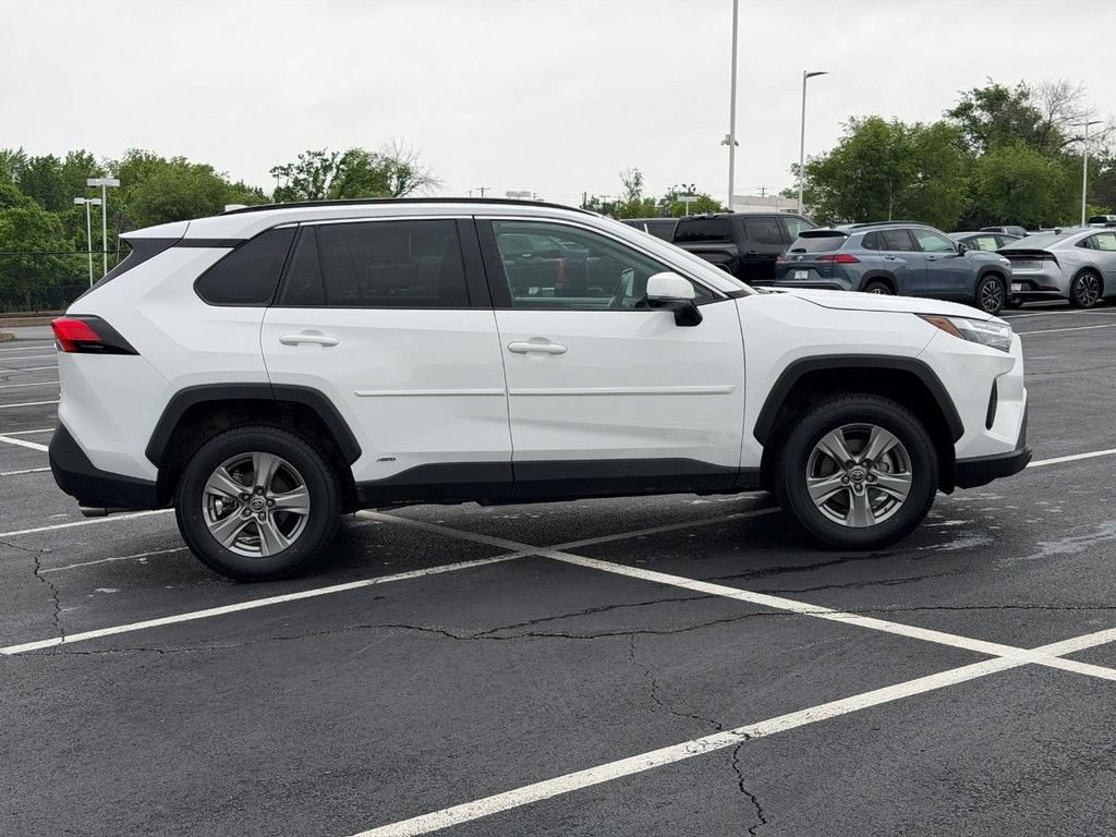 Certified 2024 Toyota RAV4 LE AWD/4WD image 2