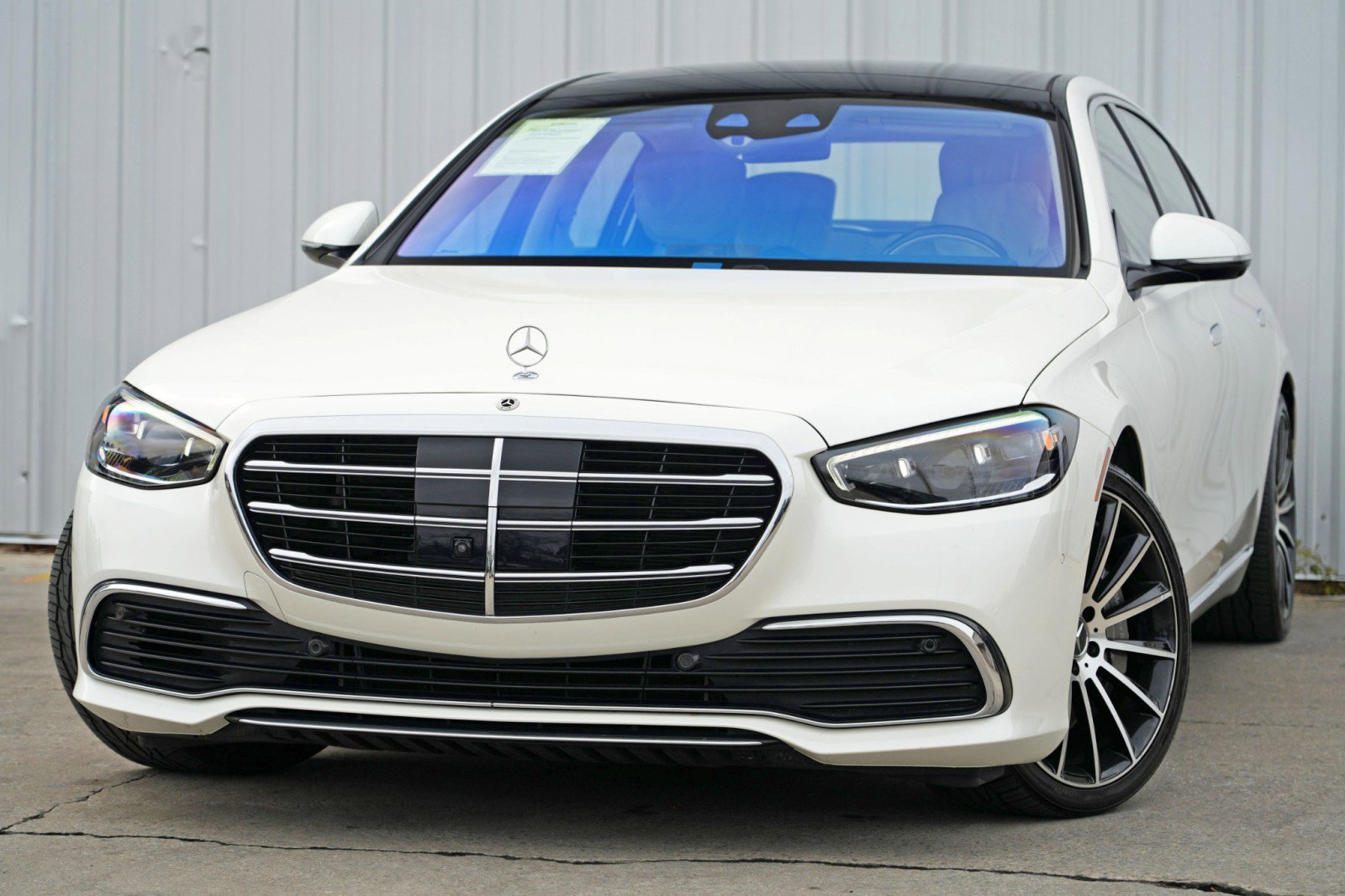 Used 2021 Mercedes-Benz S 580 4MATIC Sedan image 3