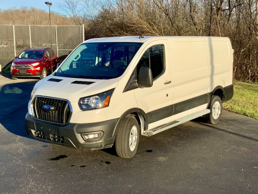 Used 2024 Ford Transit 250 Low Roof w/ Exterior Upgrade Package image 5