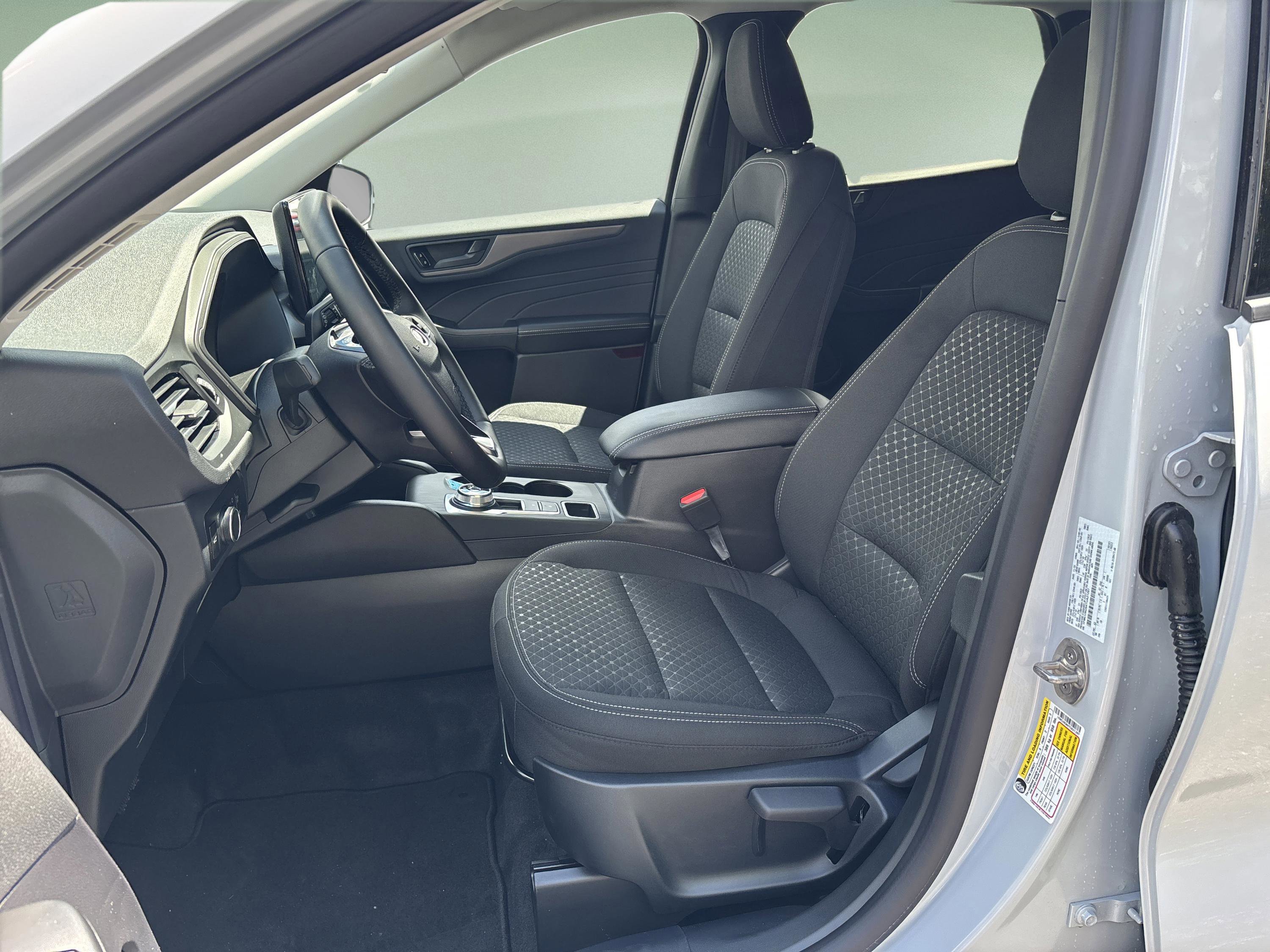 New 2026 Ford Escape Active w/ Tech Pack #1 AWD/4WD image 10