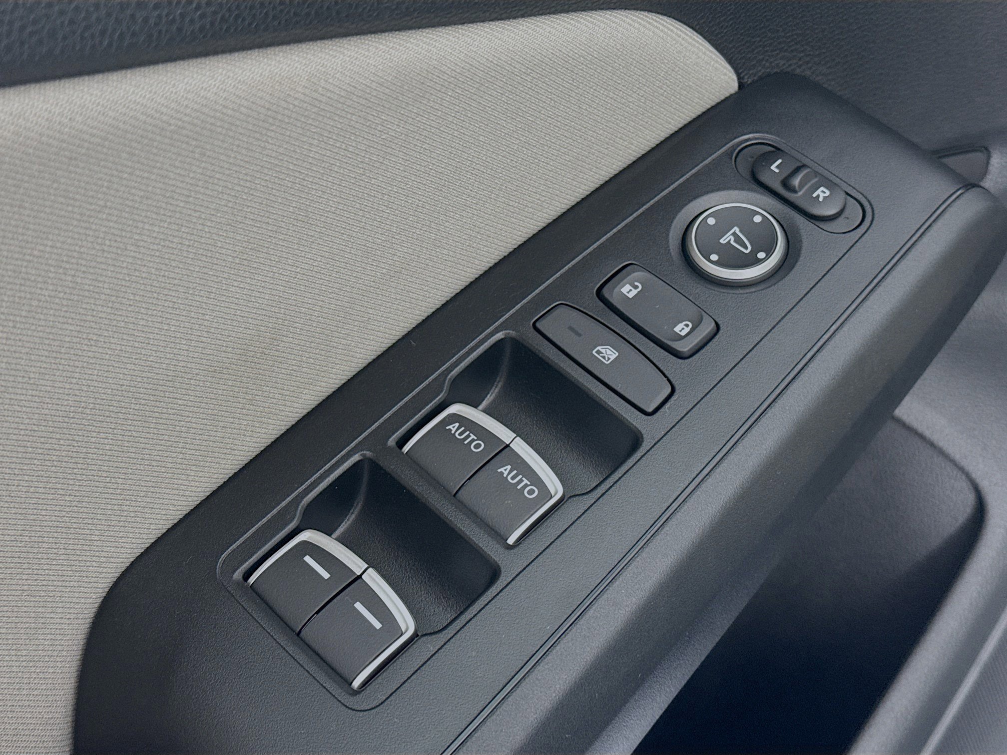 Certified 2023 Honda Civic EX image 17