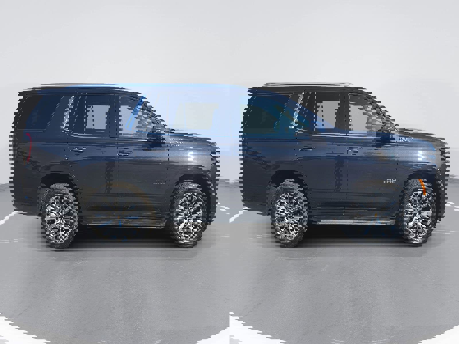 Used 2025 Chevrolet Tahoe High Country image 4