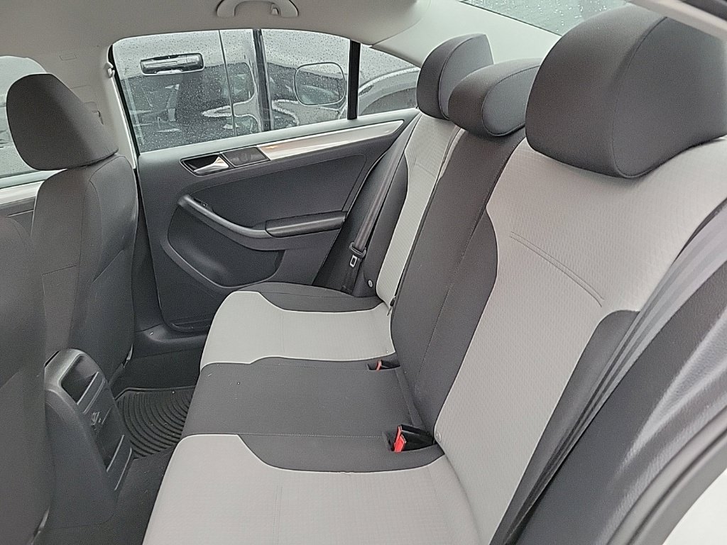 Used 2017 Volkswagen Jetta S FWD image 12
