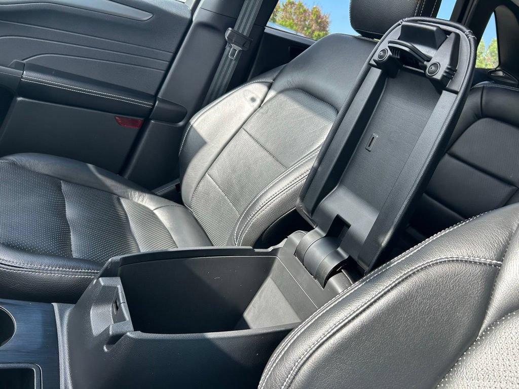 New 2023 Ford Escape SE FWD image 38