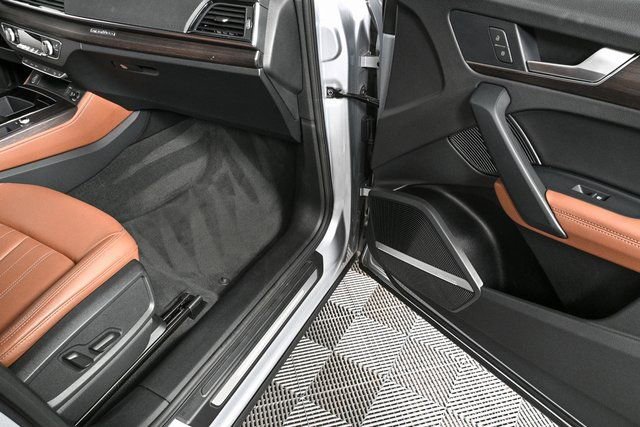 Used 2022 Audi Q5 2.0T Premium Plus image 25