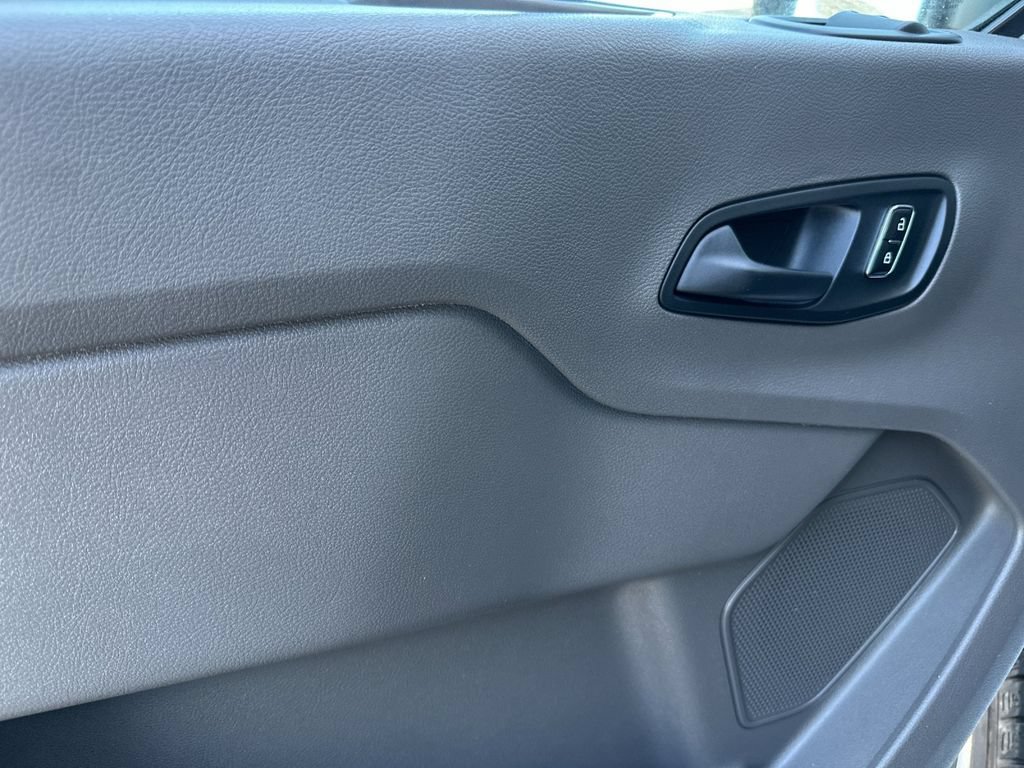 Certified 2023 Ford Transit 250 Medium Roof RWD image 10