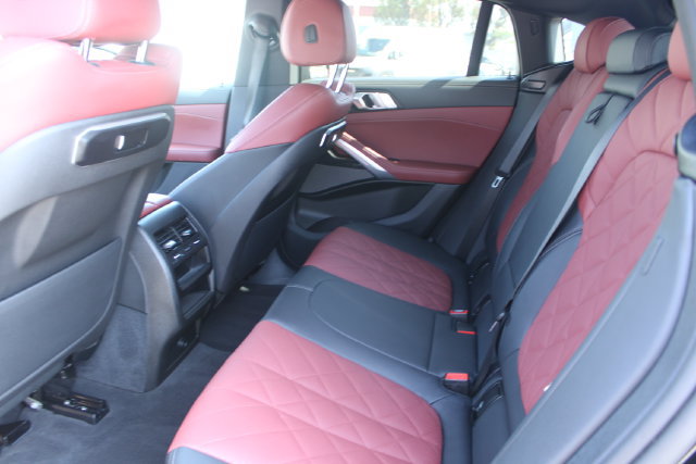 Used 2024 BMW X6 xDrive40i w/ M Sport Professional Package AWD/4WD image 41