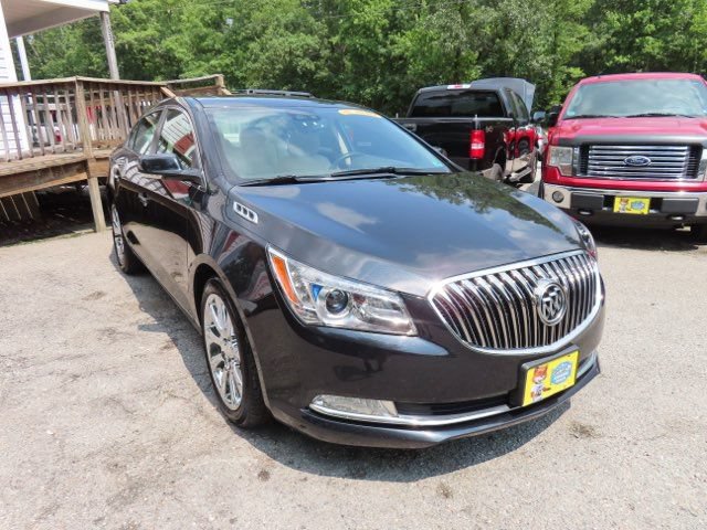 Used 2014 Buick LaCrosse Premium w/ Driver Confidence Package FWD image 4