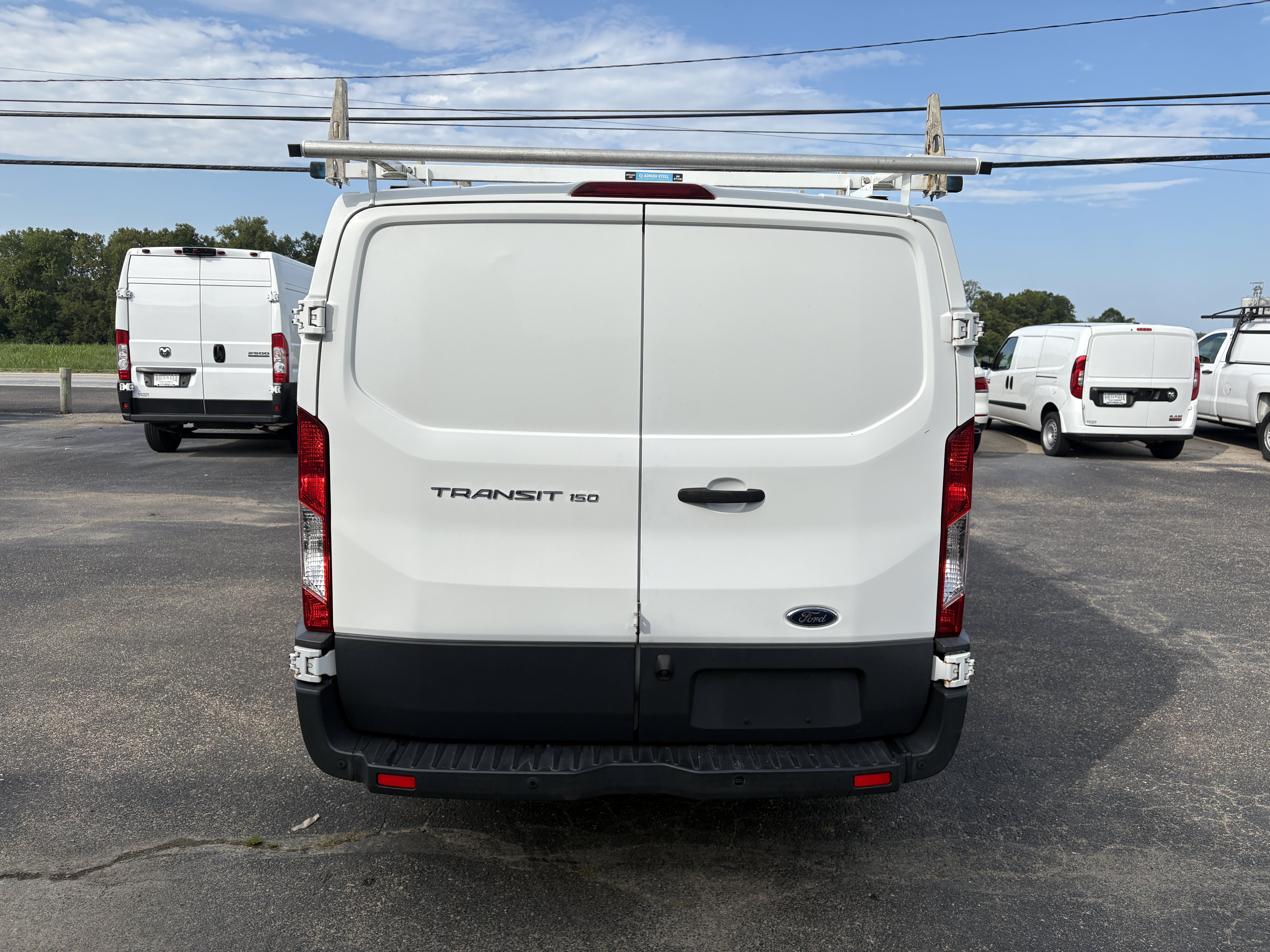 Used 2017 Ford Transit 150 130 Low Roof RWD image 3