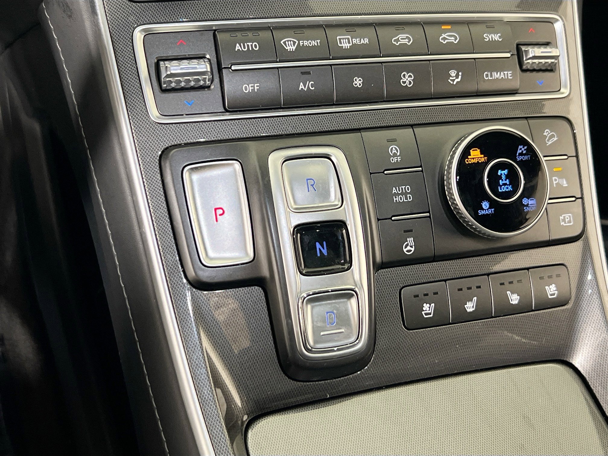 Used 2022 Hyundai Santa Fe Calligraphy image 17