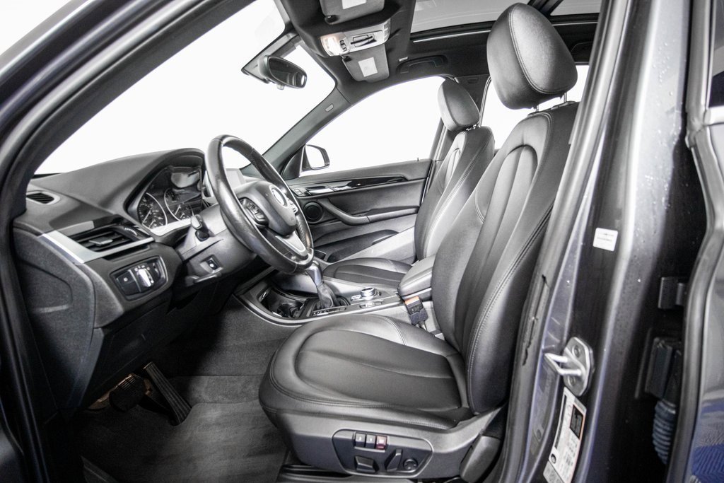 Used 2018 BMW X1 sDrive28i w/ Convenience Package image 9
