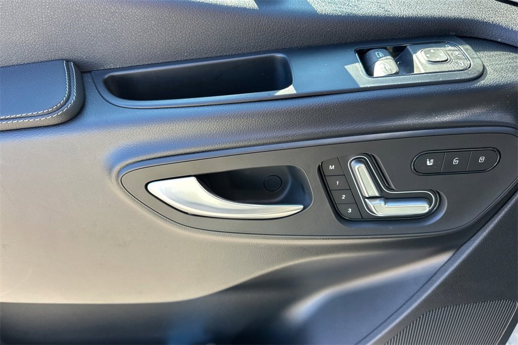 Used 2026 Mercedes-Benz Sprinter 2500 image 11