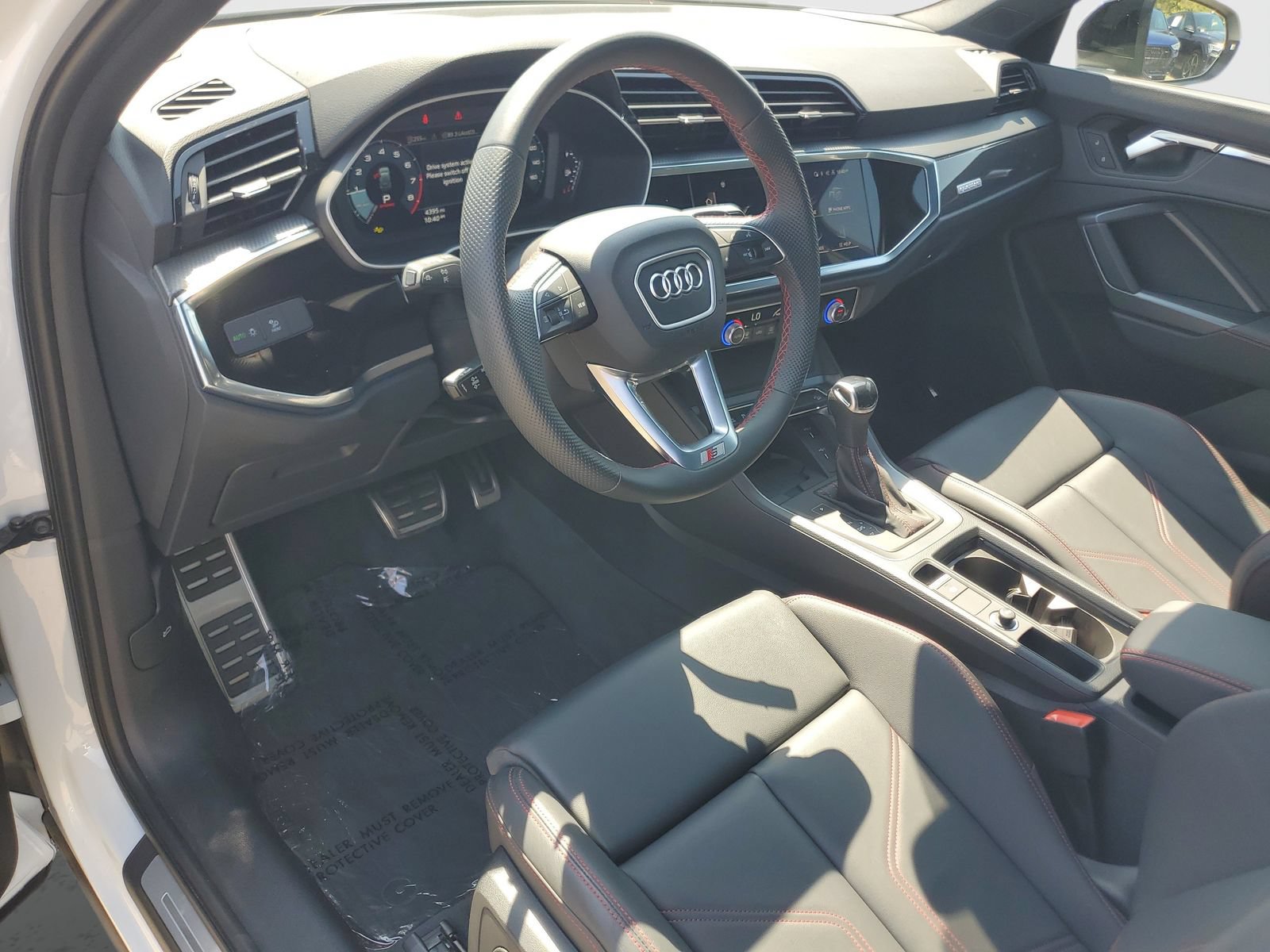 Used 2025 Audi Q3 2.0T Premium Plus w/ Premium Plus Package AWD/4WD image 18