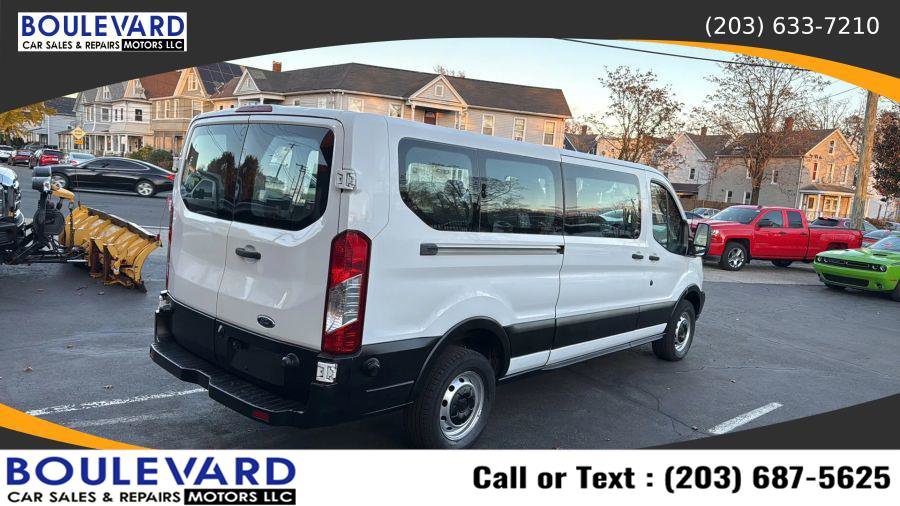 Used 2016 Ford Transit 350 XL image 7