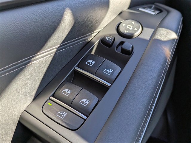 Used 2023 BMW X5 M50i w/ Executive Package image 25