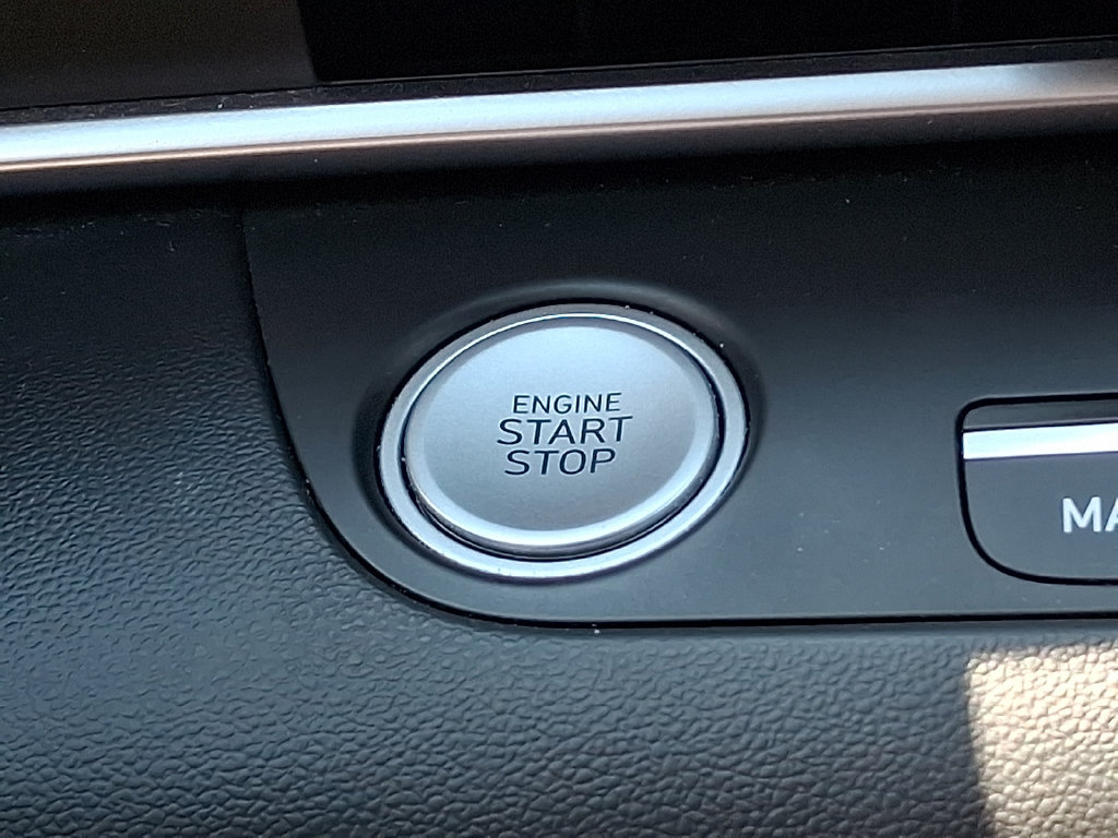 Used 2023 Hyundai Elantra SEL w/ Convenience Package FWD image 23