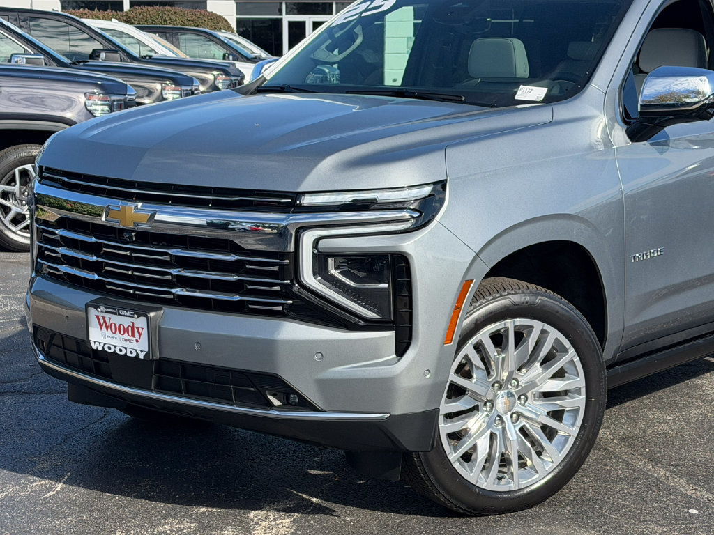 Certified 2025 Chevrolet Tahoe Premier AWD/4WD image 4