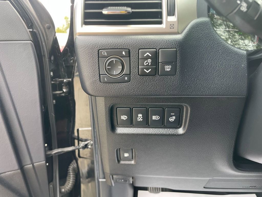 Used 2021 Lexus GX 460 Premium w/ Premium Package AWD/4WD image 14