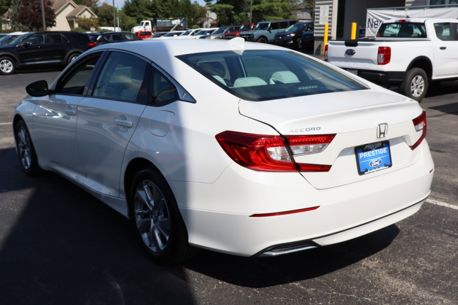 Used 2018 Honda Accord LX image 3