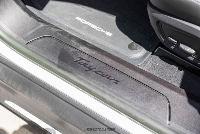 Used 2023 Porsche Taycan RWD image 28