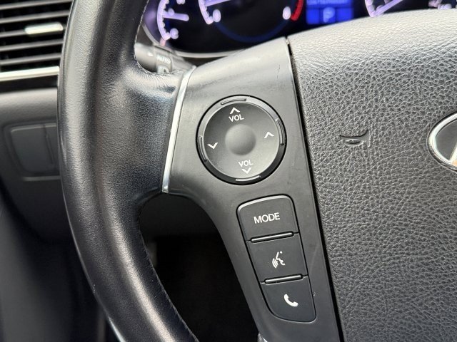 Used 2013 Hyundai Genesis 3.8 image 26