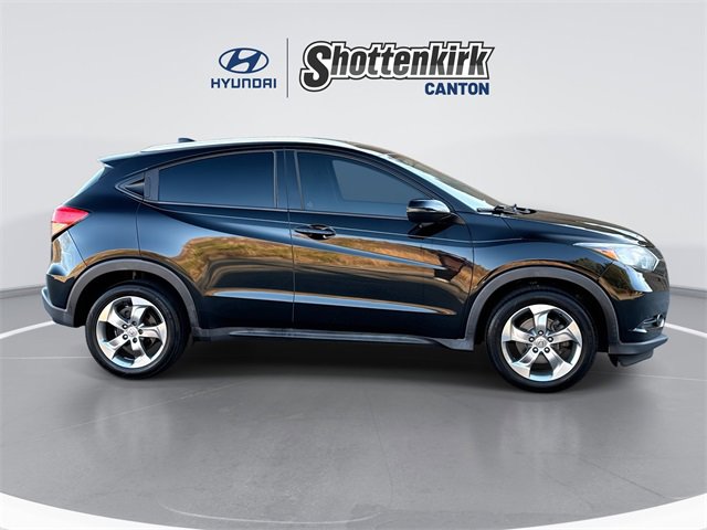Used 2017 Honda HR-V EX-L image 9