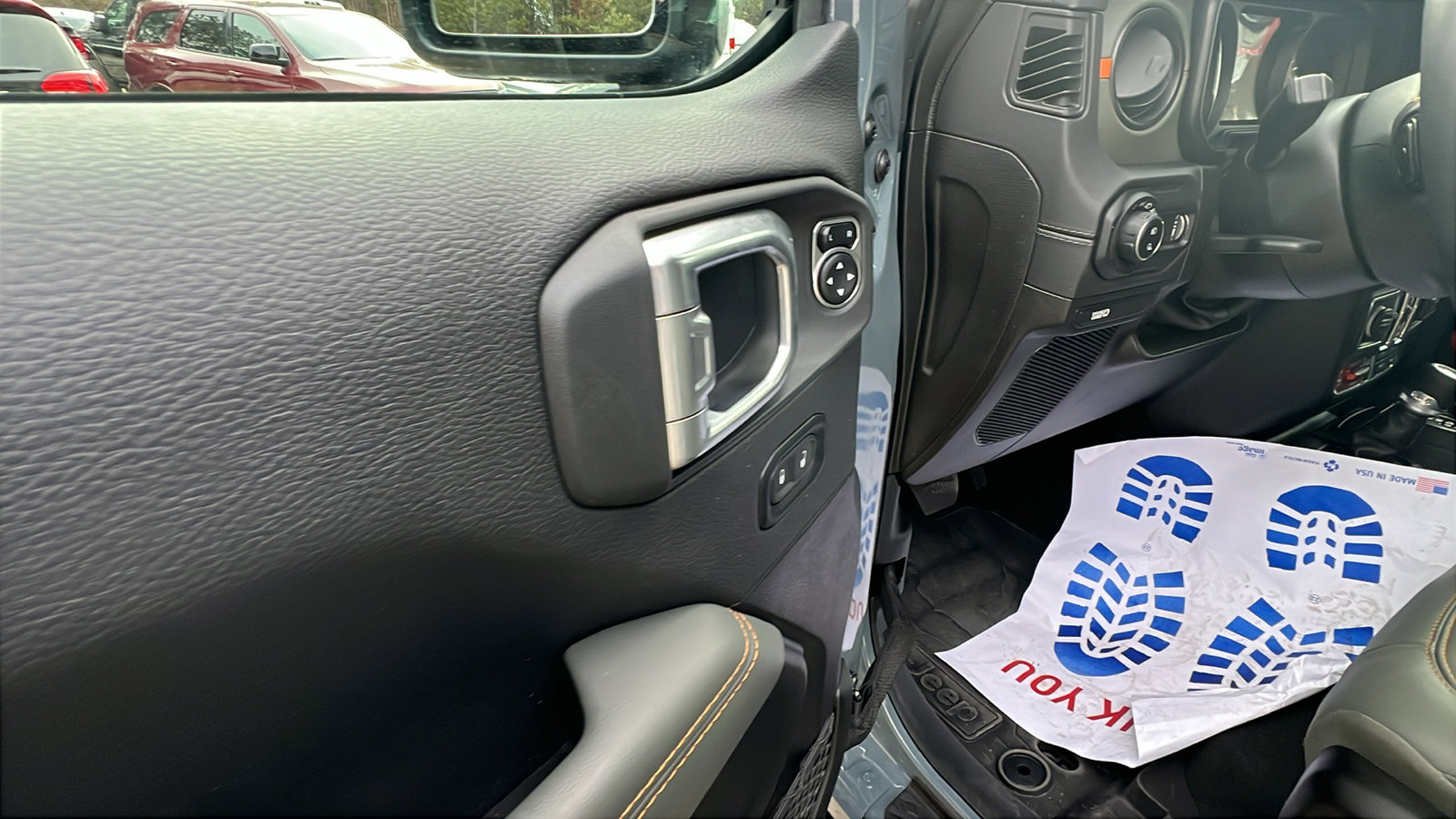 Used 2024 Jeep Gladiator Mojave image 15