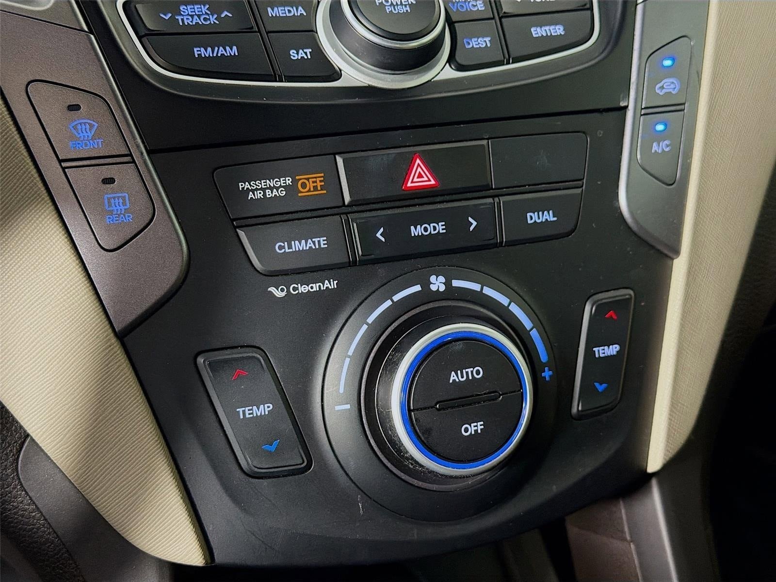 Used 2015 Hyundai Santa Fe Sport 2.0T w/ Option Group 05 FWD image 17