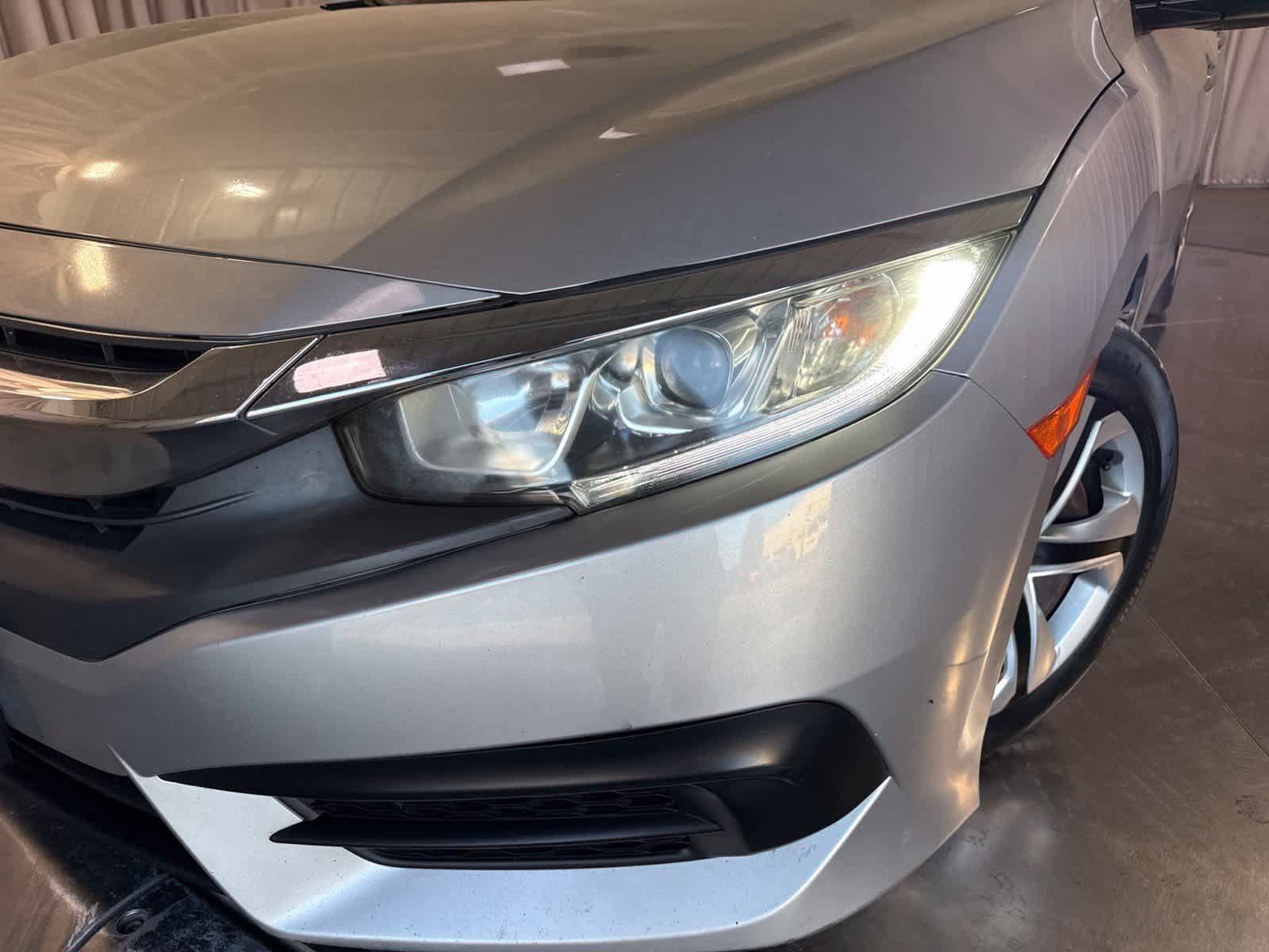 Used 2018 Honda Civic LX image 9