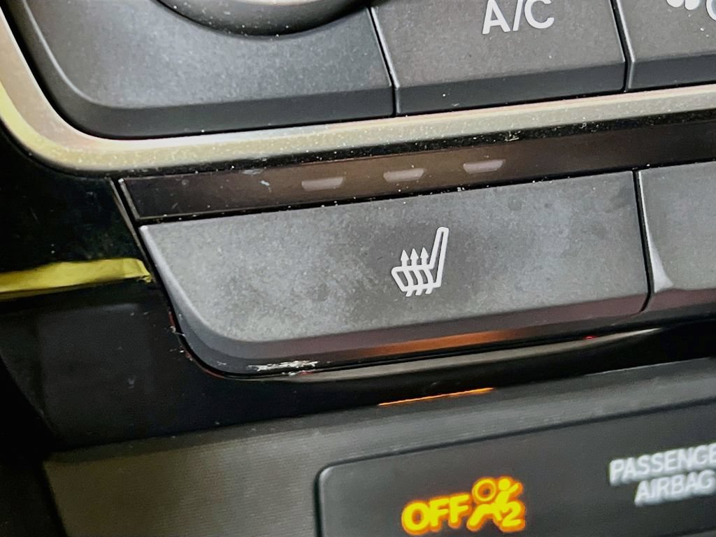 Used 2019 Honda Insight Touring image 18