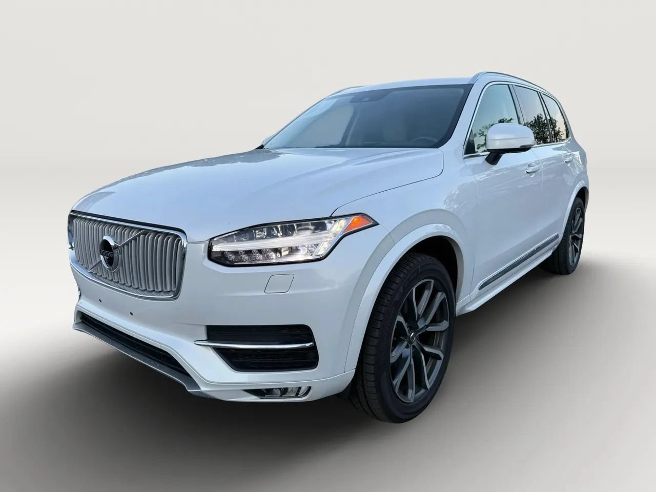 Used 2016 Volvo XC90 T6 Inscription AWD/4WD image 1