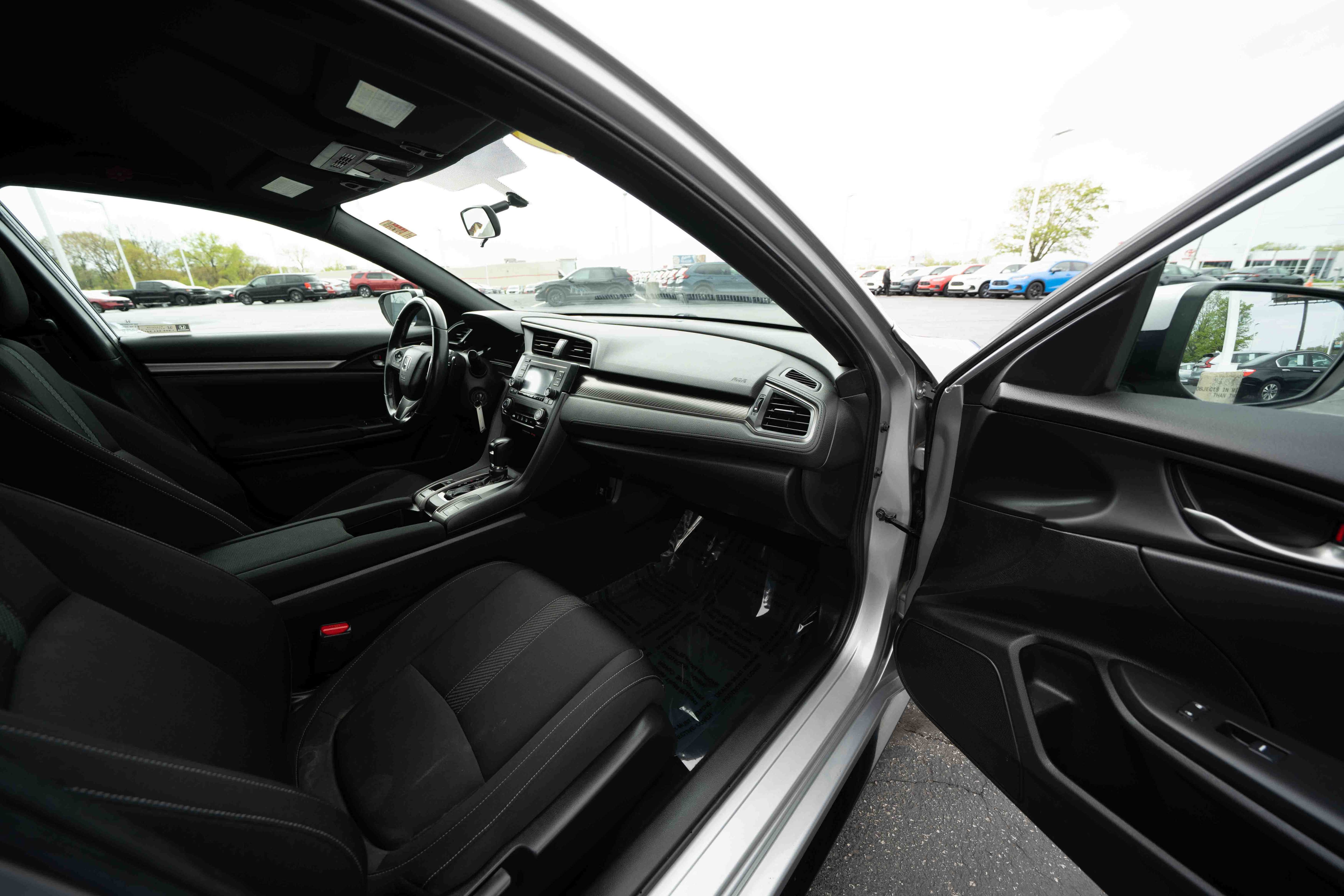Used 2018 Honda Civic Sport image 25