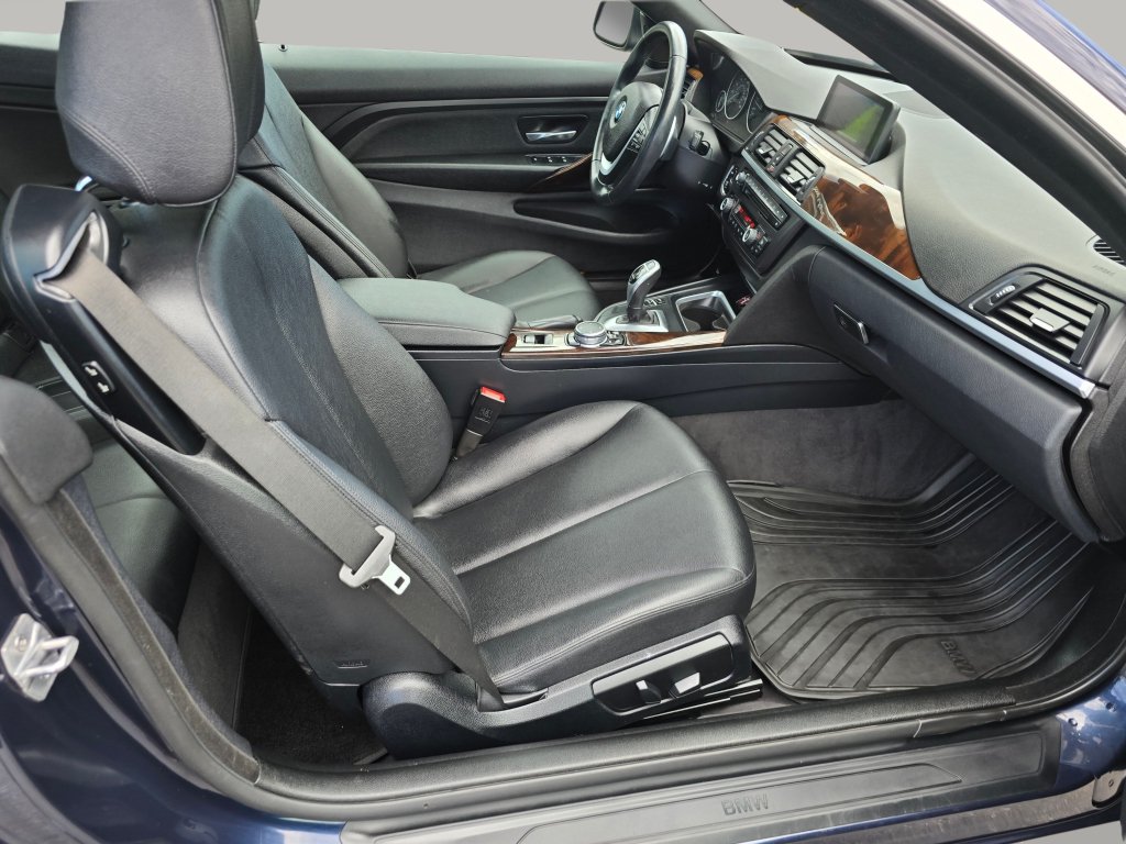 Used 2015 BMW 428i xDrive Convertible AWD/4WD image 28