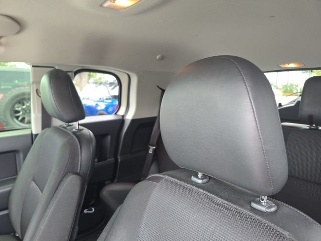 Used 2014 Toyota FJ Cruiser 2WD w/ Convenience Package image 10