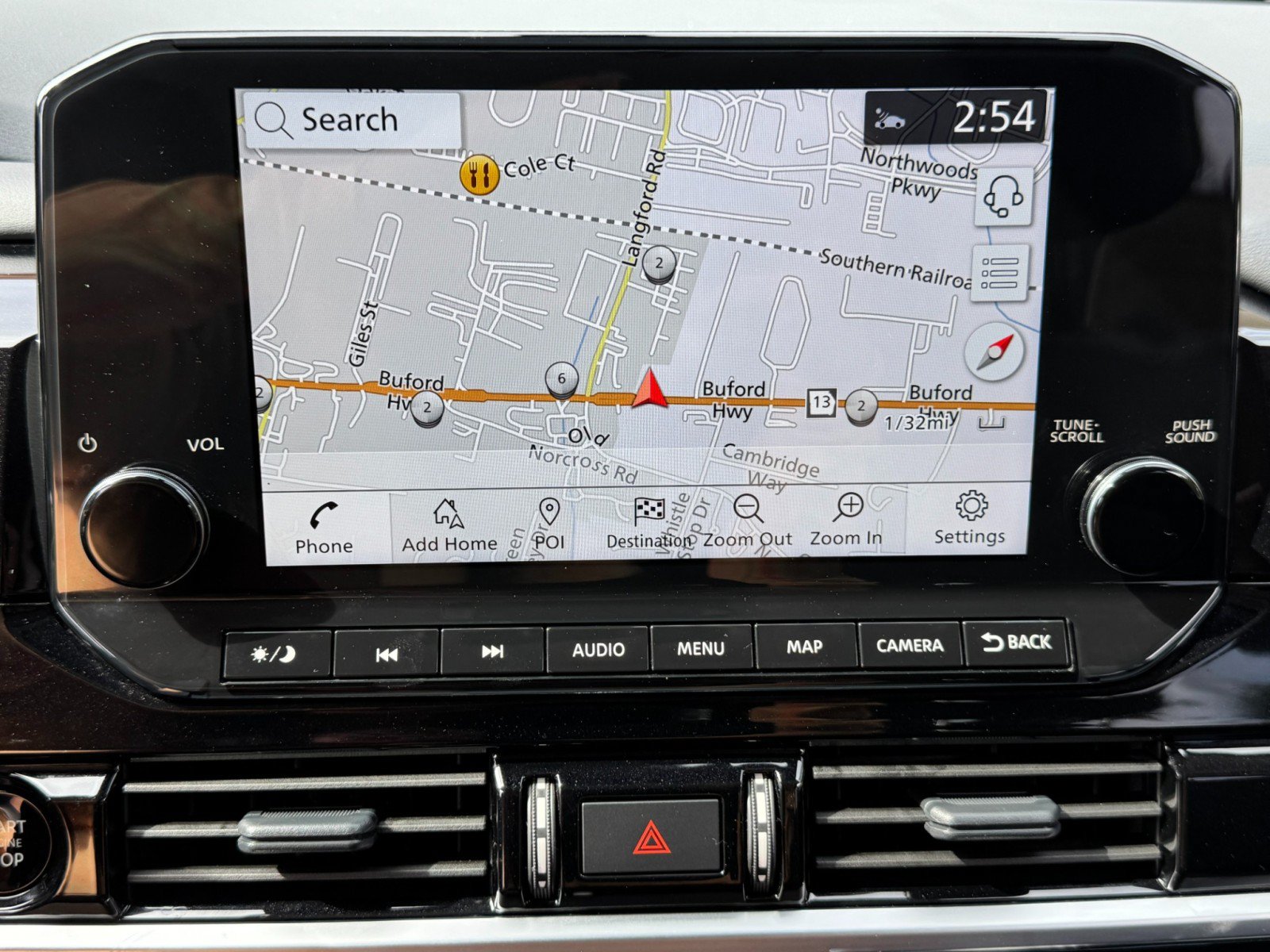 Used 2025 Nissan Pathfinder SL AWD/4WD image 23