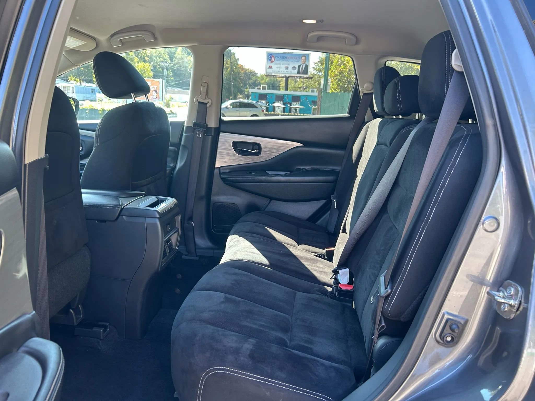 Used 2017 Nissan Murano SV image 19