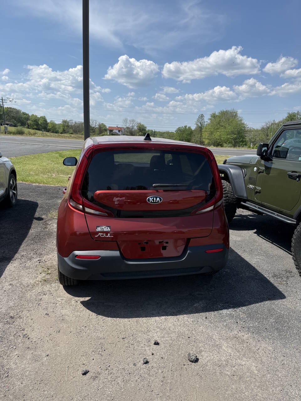 Used 2020 Kia Soul LX FWD image 3