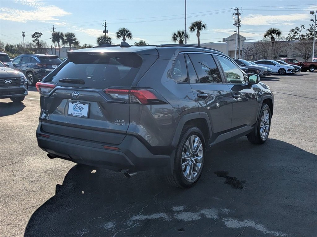 Used 2019 Toyota RAV4 XLE Premium w/ Cold Weather Package image 5
